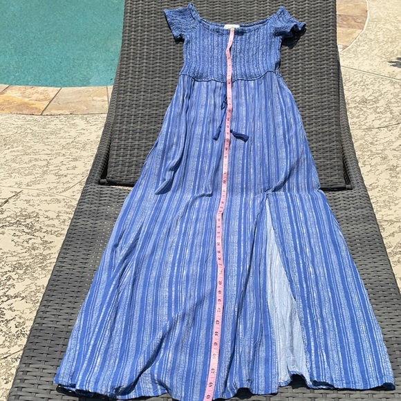 Band of Gypsies Smocked Maxi Dress - Picture 6 of 10